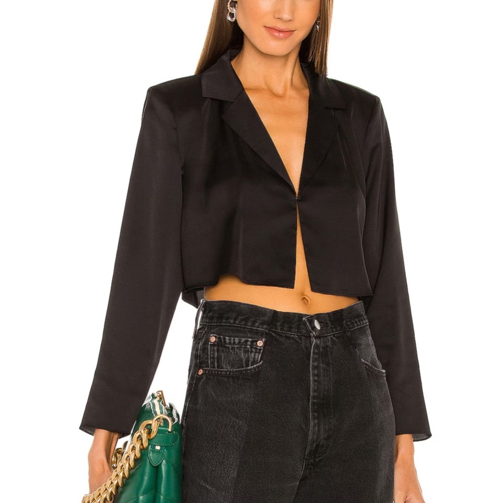 L'Academie The Leona Crop Blouse in Black